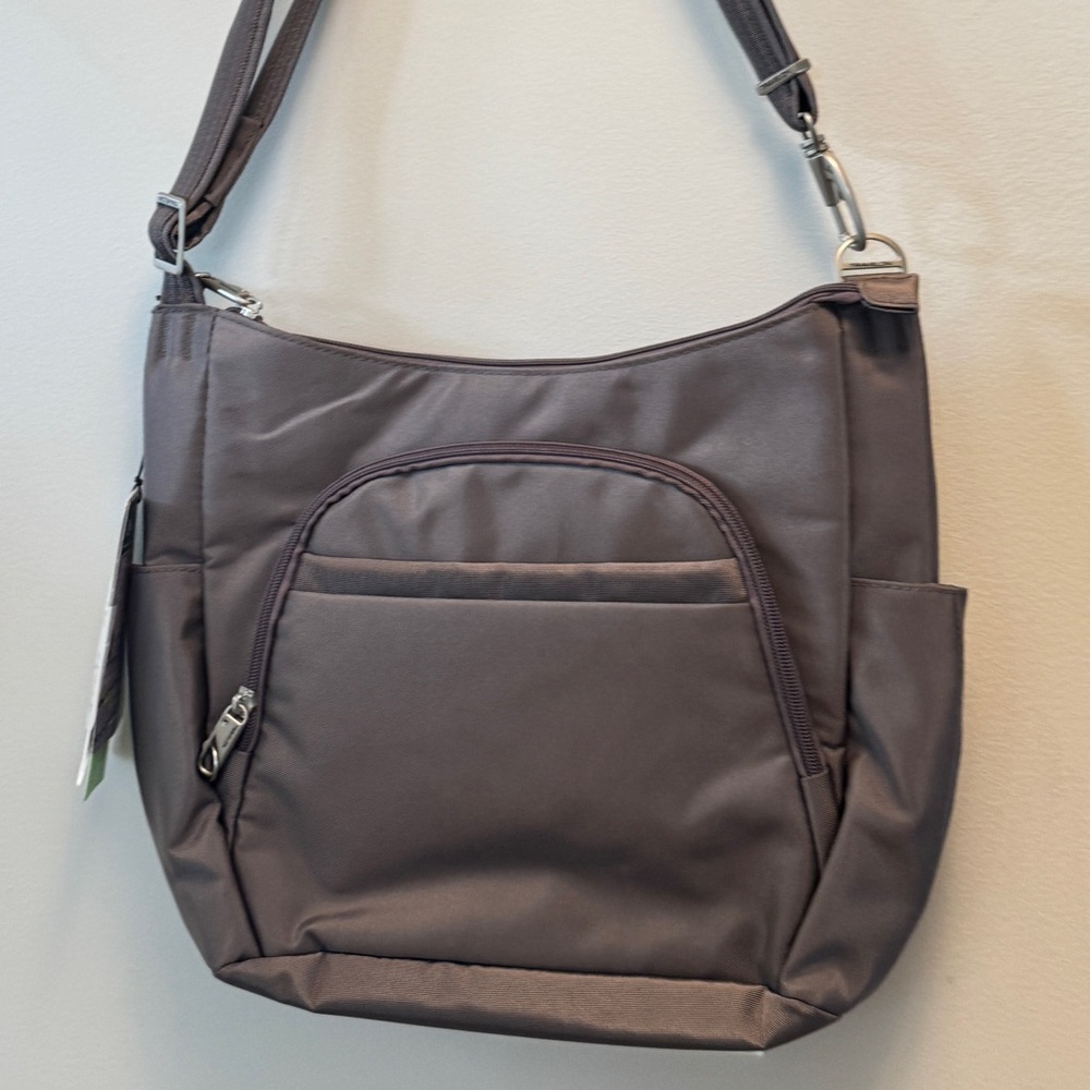 Travelon Anti-theft Classic Crossbody Bucket Bag Nutmeg  Crossbody‎, travel bag - Picture 14 of 15